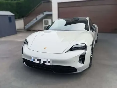 Usado Porsche Taycan 4S Sport Turismo Sport Turismo 389 kW (530 CV) 2022 Gris Familiar