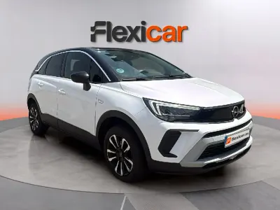 Usado Opel Crossland Elegance 131 CV (96 kW) 2024 Blanco SUV