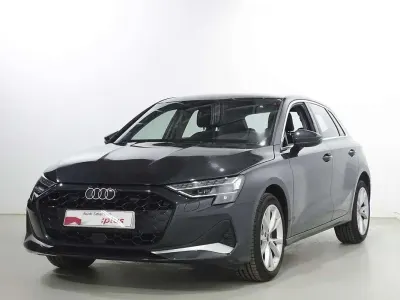 Usado Audi A3 Sportback Advanced 150 CV (110 kW) 2025 Gris Utilitario