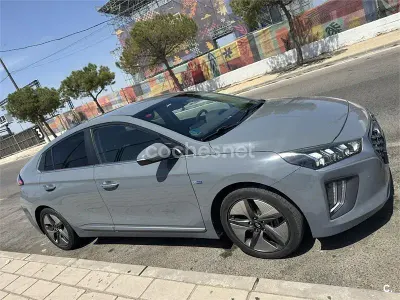 Usado Hyundai Ioniq Style 141 CV (103 kW) 2020 Gris / plata Utilitario