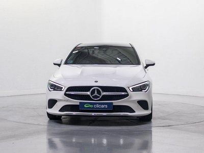 Usado Mercedes CLA200 Shooting Brake 163 CV (119 kW) 2021 Blanco Familiar