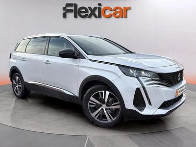 Usado Peugeot 5008 Allure 131 CV (96 kW) 2023 Blanco SUV