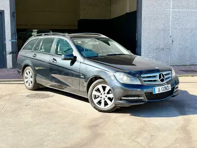 Używany Mercedes C220