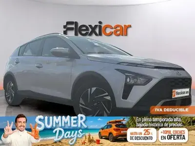 Usado Hyundai Bayon 100 CV (73 kW) 2023 Gris SUV