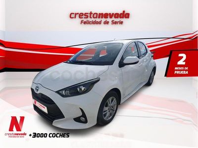 Usado Toyota Yaris Hybrid Active 116 CV (85 kW) 2021 Blanco Berlina