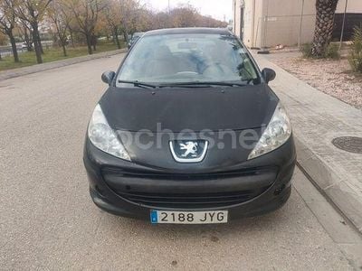 Negro Usado 2006 Peugeot 207 Berlina | 2800 € (Precio justo)