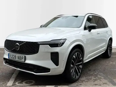 Usado Volvo XC90 Plus 455 CV (334 kW) 2025 Gris SUV