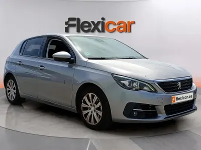 Usado Peugeot 308 Allure 131 CV (96 kW) 2018 Gris Berlina