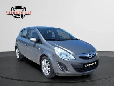 Usado Opel Corsa 85 CV (62 kW) 2011 Gris Utilitario