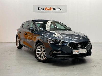 Gris / plata Usado 2025 Seat Leon Style Berlina | 21.500 €
