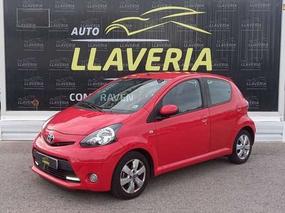 usado Toyota Aygo Pequeño Automático de 5 Puertas