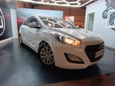 Blanco Usado 2015 Hyundai i30 Berlina | 7490 € (Precio justo)