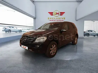 Usado Mercedes ML320 224 CV (164 kW) 2005 Negro SUV