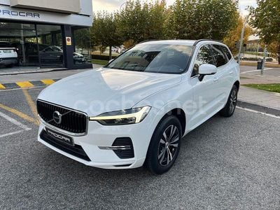 Käytetty Volvo XC60 Core 197 HP (144 kW) 2022 Valkoinen Katumaasturi