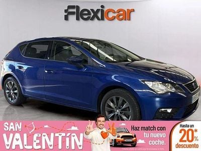 Usado Seat Leon Style 130 CV (95 kW) 2020 Azul Berlina