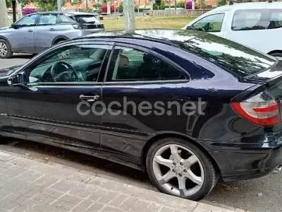 Usado Mercedes 220 150 CV (110 kW) 1993 Negro Coupe