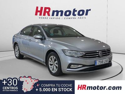 Gris Usado 2021 VW Passat Business Berlina | 15.950 € (Precio justo)