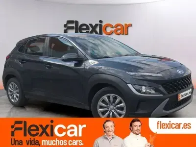Usado Hyundai Kona 120 CV (88 kW) 2021 Gris SUV