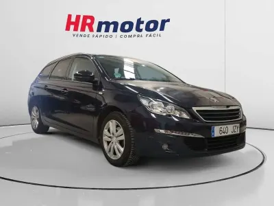 Usado Peugeot 308 SW Style 131 CV (96 kW) 2017 Azul Familiar