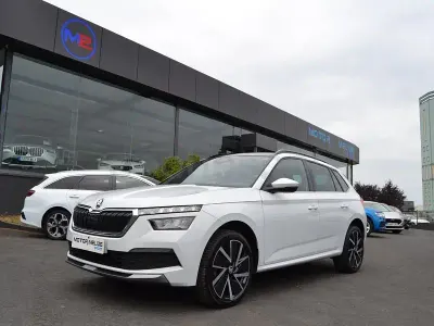 Usado Skoda Kamiq Monte Carlo 150 CV (110 kW) 2021 Blanco SUV