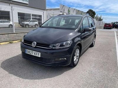 Usado VW Touran Edition 110 CV (80 kW) 2017 Gris Monovolumen
