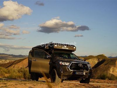 Usado Toyota HiLux Plus 150 CV (110 kW) 2023 Marrón Pickup/Camioneta