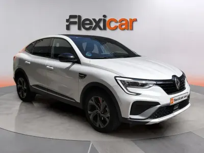 Usado Renault Arkana RS Line 140 CV (102 kW) 2022 Blanco SUV