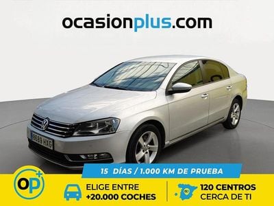 Usado VW Passat Edition 105 CV (77 kW) 2014 Plateado Berlina