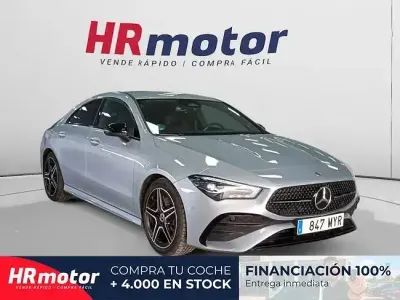 Usado Mercedes CLA200 163 CV (119 kW) 2025 Gris Berlina