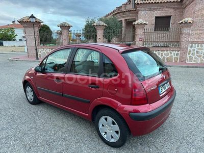 Usado Citroën C3 75 CV (55 kW) 2004 Granate Berlina