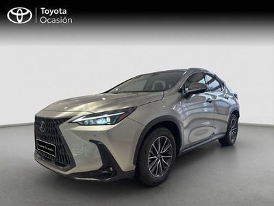 Gris / plata Usado 2025 Lexus NX450h+ SUV | 53.900 € (Precio justo)