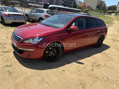 Granate Usado 2015 Peugeot 308 Allure Familiar | 8000 € (Precio justo)
