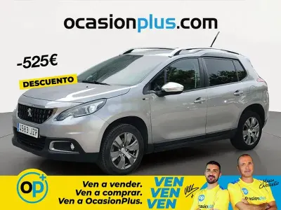 Usado Peugeot 2008 Style 110 CV (80 kW) 2017 Gris / plata SUV