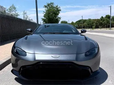 Usado Aston Martin V8 Vantage 510 CV (375 kW) 2020 Gris / plata Coupe