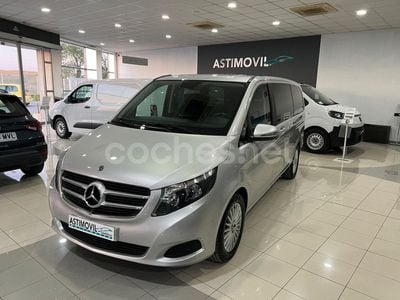 Mercedes V220