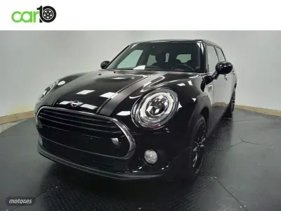 Usado Mini Cooper Clubman 136 CV (100 kW) 2019 Negro Familiar