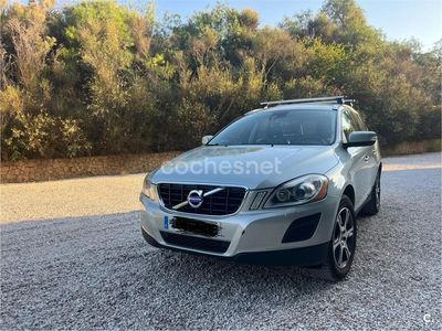 Usado Volvo XC60 Momentum 136 CV (100 kW) 2011 Verde SUV