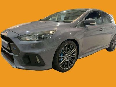 Usado Ford Focus RS 349 CV (256 kW) 2016 Gris Utilitario