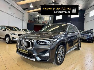 Usado BMW X1 Comfort Edition 150 CV (110 kW) 2021 Gris SUV