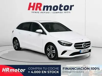 Usado Mercedes B180 116 CV (85 kW) 2021 Blanco Monovolumen