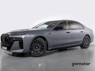 Nuevo 2025 BMW M760e Comfort Edition Berlina | 125.975 €