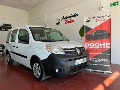Usado Renault Kangoo Zen 95 CV (69 kW) 2021 Blanco Monovolumen