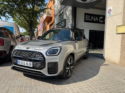 Usado Mini John Cooper Works Countryman 170 CV (125 kW) 2026 Gris / plata SUV
