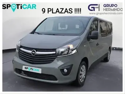 Usado Opel Vivaro 145 CV (106 kW) 2018 Gris / plata Monovolumen