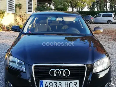Usado Audi A3 Sportback Ambition 105 CV (77 kW) 2011 Negro Utilitario