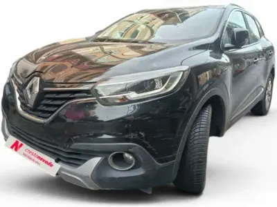 Usado Renault Kadjar Zen 131 CV (96 kW) 2017 Negro SUV
