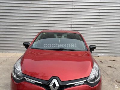 Begagnad Renault Clio IV LIMITED 90 HK (66 kW) 2016 Röd Sedan