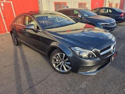 Usado Mercedes A200 Luxury 337 CV (247 kW) 2016 Gris Familiar