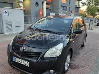 Usado Toyota Verso Advance 124 CV (91 kW) 2012 Amarillo Monovolumen
