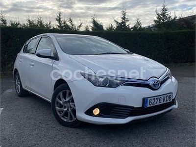 Blanco Usado 2017 Toyota Auris Business Edition Berlina | 10.500 € (Super precio)